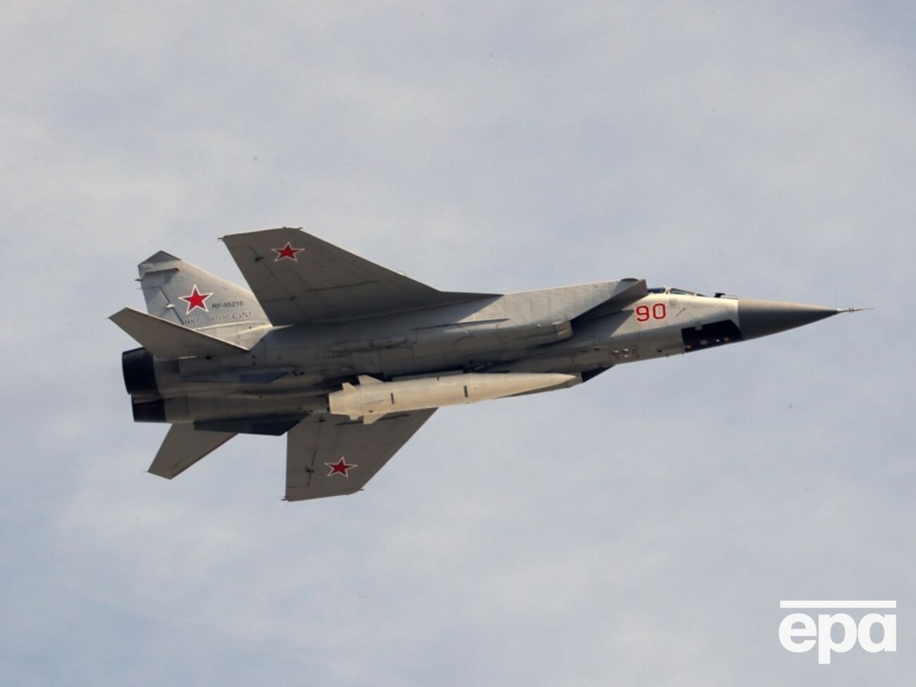 "Кинджали" російські Міг-31 запустили, злетівши із "Саваслєйки"