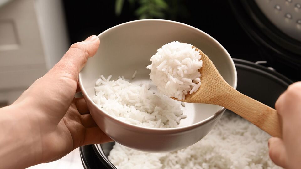 Рис приобретет оптимальную консистенцию