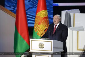 Лукашенко говорил, что в Беларуси сбивают "много" дронов