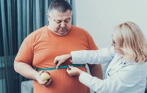 В любом возрасте метаболизм на 70% состоит из базового обмена, 10% составляет усвоение пищи, около 15% припадает на бытовую активность и 5% на спорт