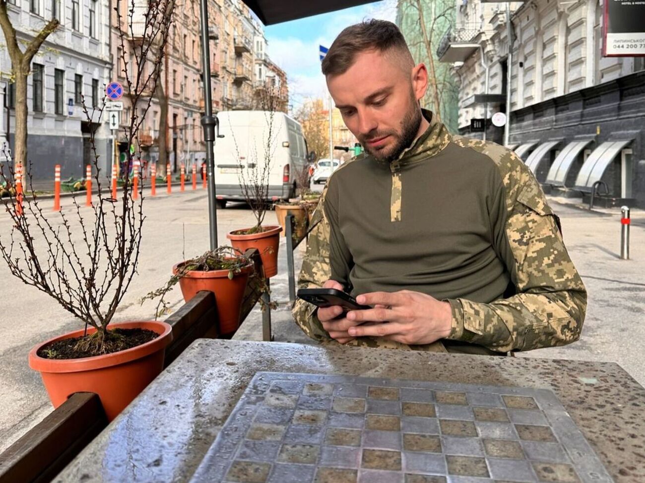 Дрималовський раніше працював ведучим на телебаченні