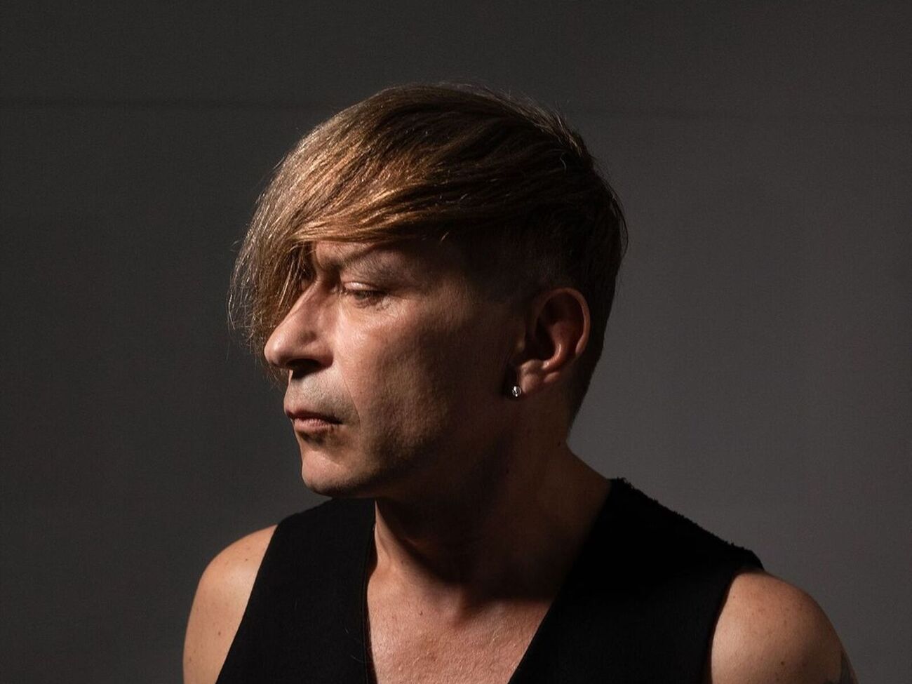 Лева из "Би-2" о Путине: Интересно, можно ли было сп...здить больше