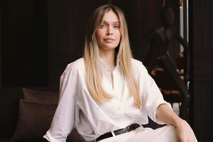 Брежнева посетила Париж