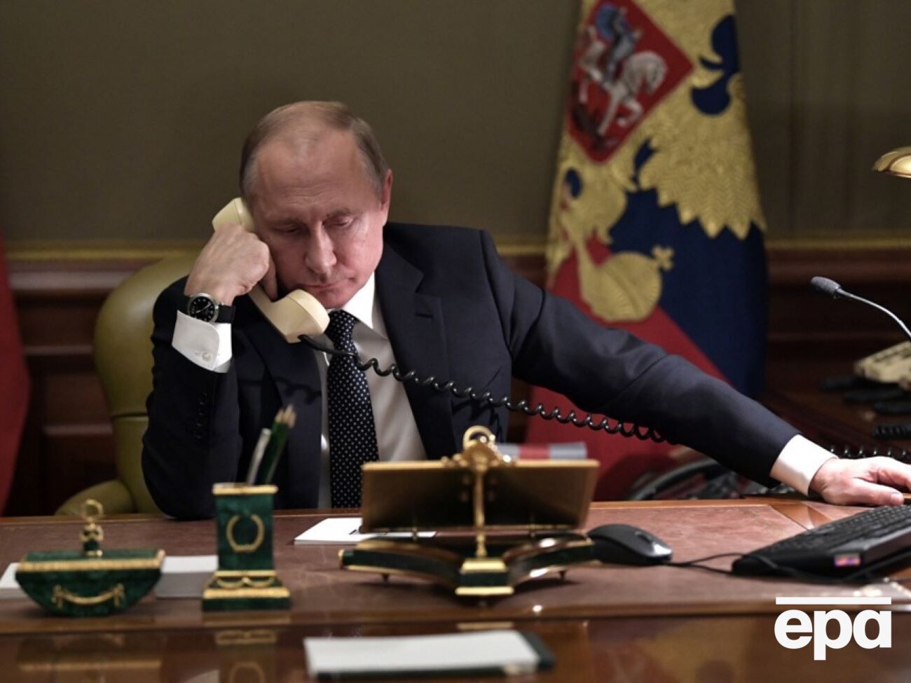 По словам Пескова, это "типичная дезинформация в контексте предвыборной политической кампании"