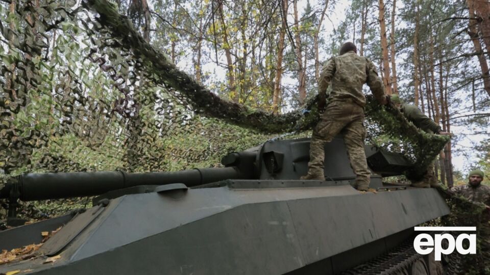 Украинские военные отражают многочисленные атаки врага