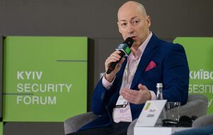 Дедалі більше росіян дістає інформацію про війну з українського YouTube, сказав Гордон