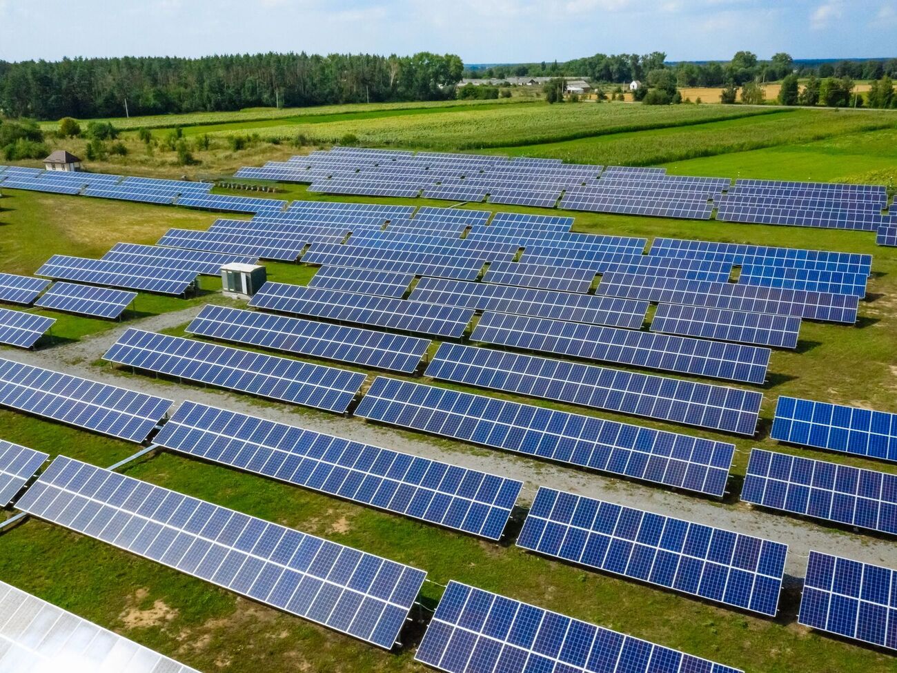 "Гарантированный покупатель" рассчитывал получить предложения от инвесторов на строительство 11 МВт солнечной энергетики