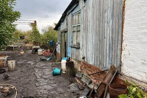 15-річну постраждалу непритомною виявив сусід, який пішов у туалет