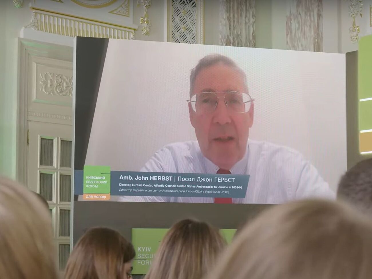 Харрис будет продолжать политику Байдена, ожидает Хербст