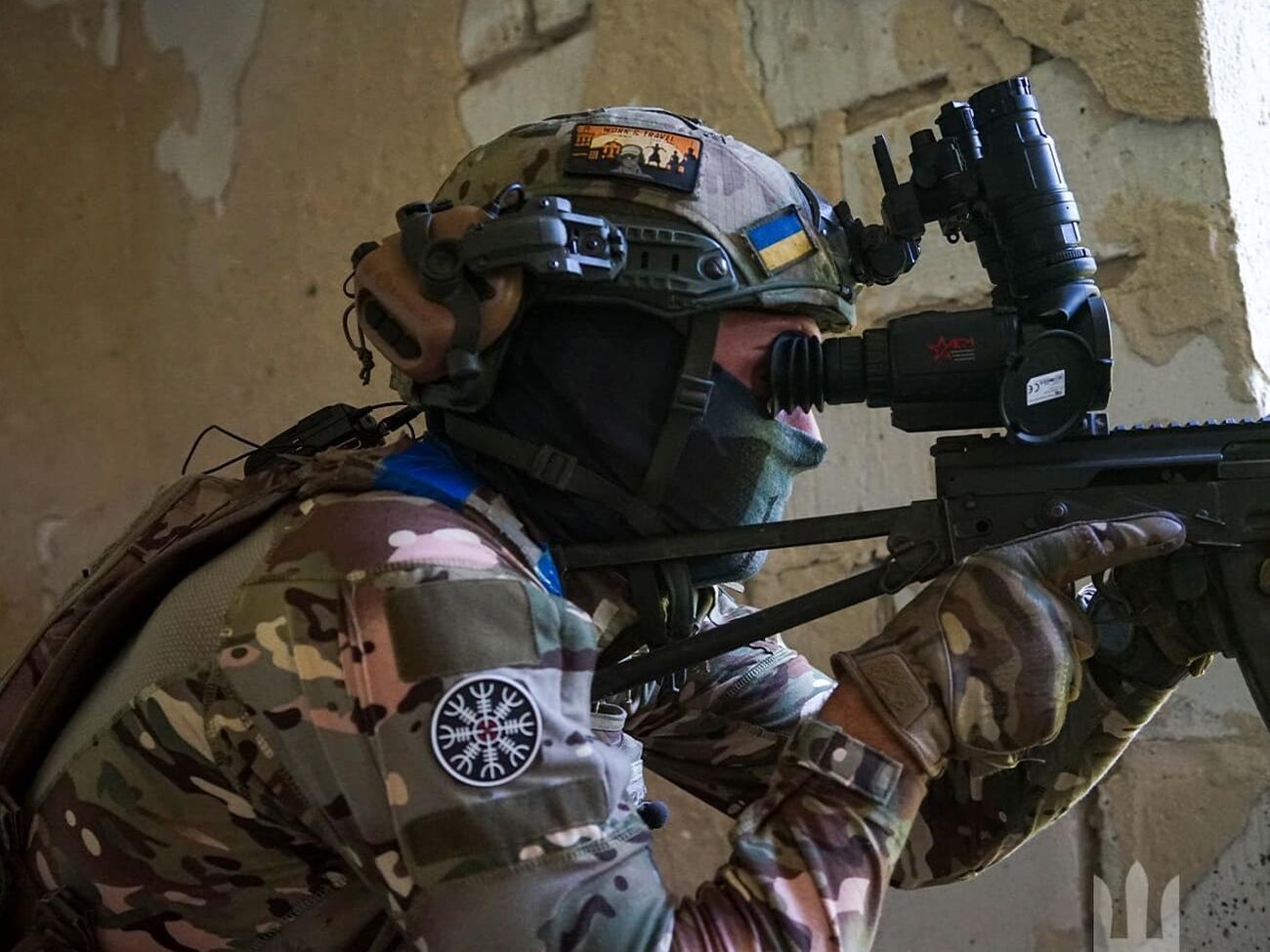 Санитарные и безвозвратные потери оккупантов в Курской области составили 7980 человек, отметило командование ДШВ ВСУ