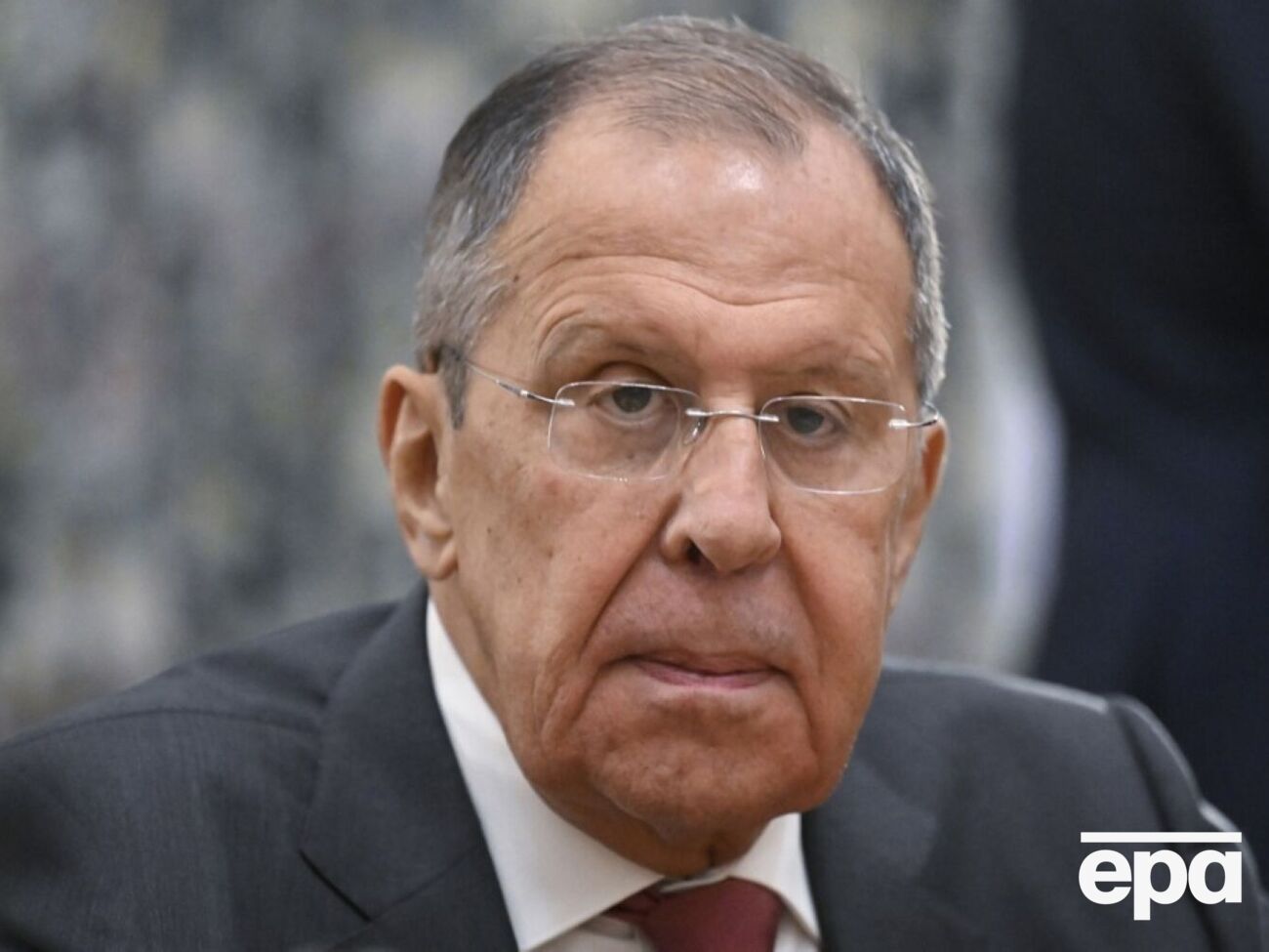 За словами Лаврова, його дивує позиція Анкари – надавати Києву зброю і пропонувати послуги посередника