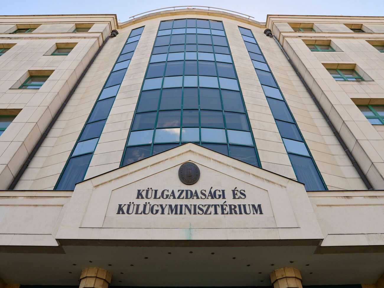 Намерение Украины вступить в НАТО не может быть частью соглашения с Венгрией, отметили в венгерском МИД