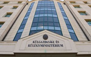 Намерение Украины вступить в НАТО не может быть частью соглашения с Венгрией, отметили в венгерском МИД