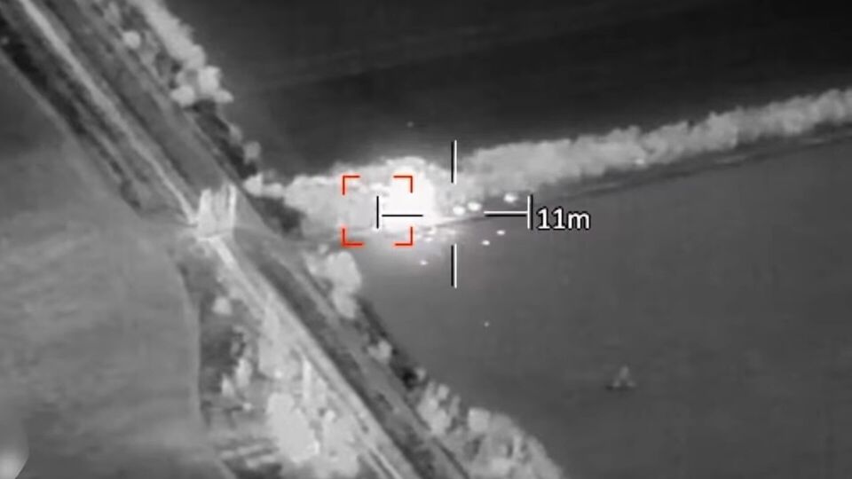 Унаслідок ракетного удару знищено два важкі російські трали, усі бронемашини й особовий склад, зазначили в ГУР МО