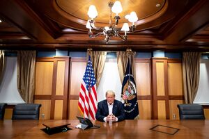 Трамп провел первый после победы на президентских выборах в США разговор с Путиным