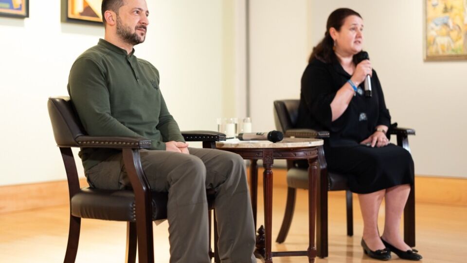 Уволить Маркарову из-за поездки Зеленского на оружейный завод в Пенсильвании потребовал спикер Палаты представителей Джонсон