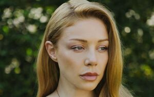 Тина Кароль в 2005 году артистка заняла второе место на конкурсе "Новая волна" и получила специальную премию от Пугачевой