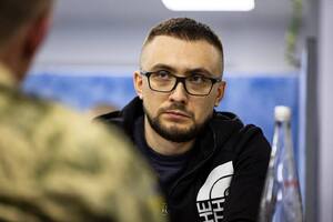 "Считаю правильным использовать все возможности", – прокомментировал встречу Стерненко