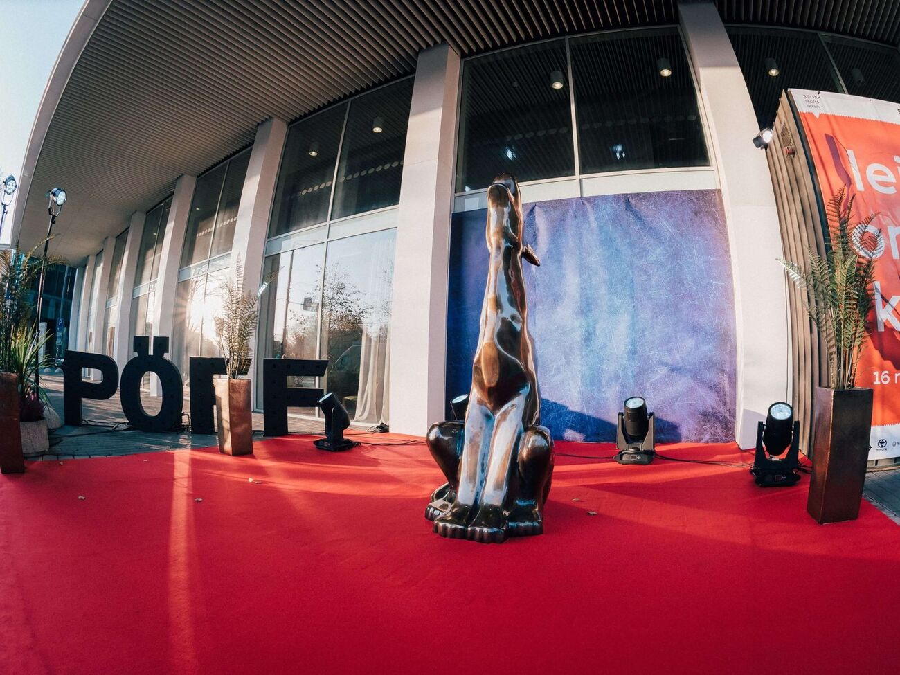 Показ фильма россиянина кинофестиваль запланировал на три дня