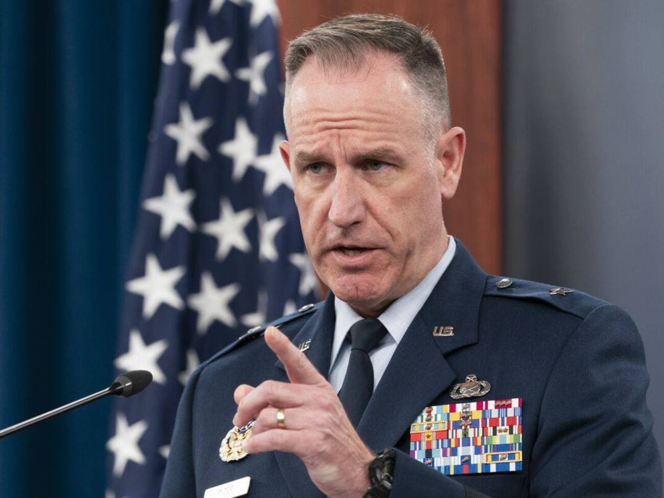 США й далі передаватимуть "термінову допомогу", запевнив речник Пентагону