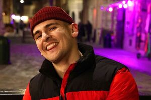 Николас Карма: Даже когда пришел первый успех, какое-то время продолжал работать курьером