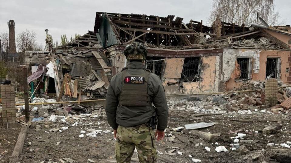 Ворог регулярно обстрілює населені пункти Донецької області