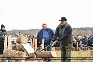 Президентство – дуже важкий вид діяльності, зазначив Лукашенко