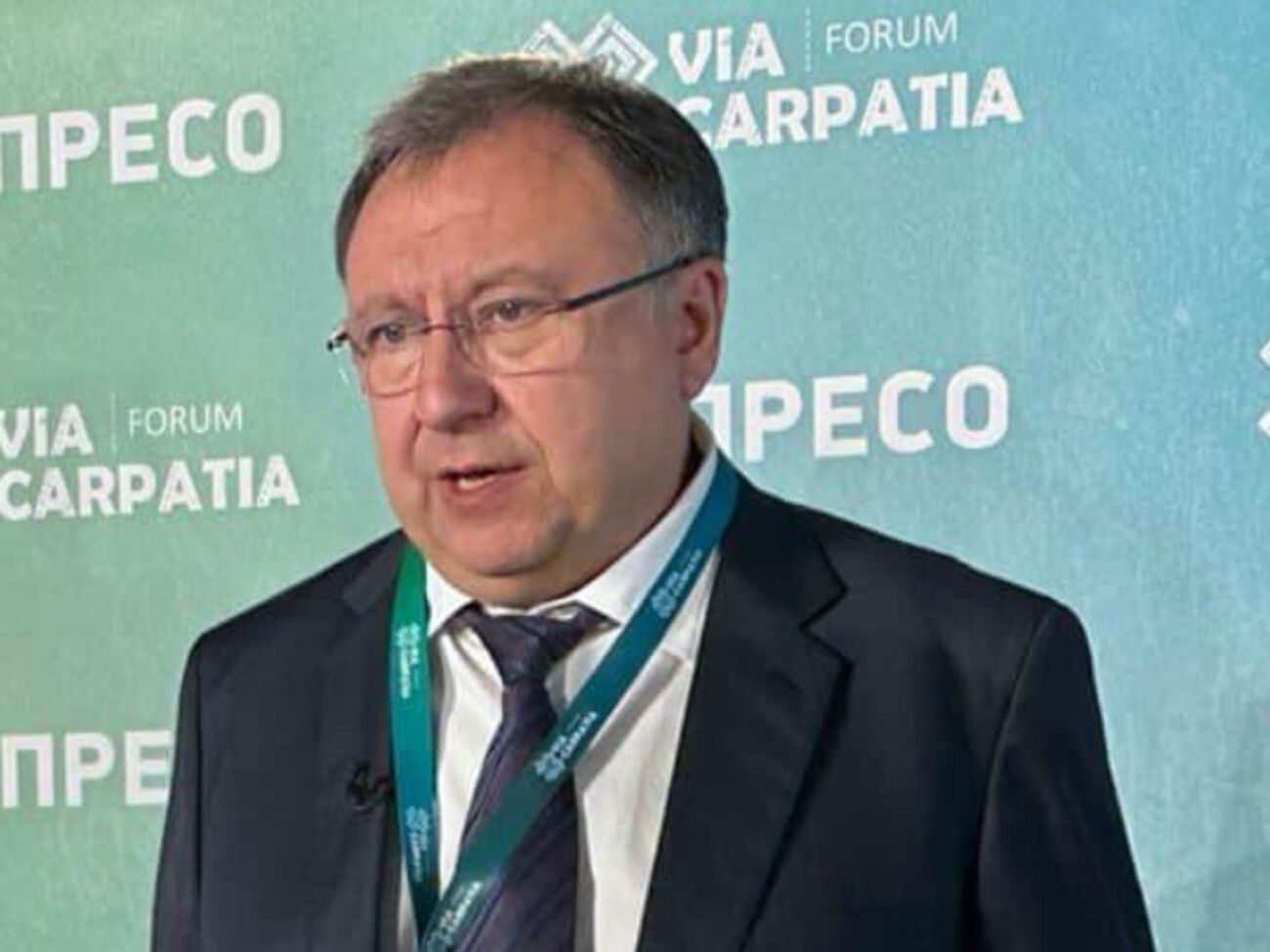 Переговори з Путіним неможливі – кожен, хто бачив клумби із синьо-жовтими прапорцями на київському Майдані, це розуміє
