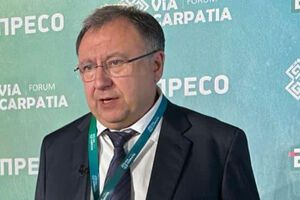 Переговори з Путіним неможливі – кожен, хто бачив клумби із синьо-жовтими прапорцями на київському Майдані, це розуміє