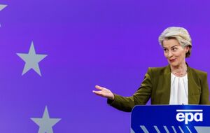 ЕС поддержит Украину, которая борется за выживание, отметила фон дер Ляйен