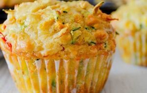 Выпекайте маффины в разогретой до 150 °С духовке 20 минут