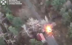 После обнаружения российской символики украинские пограничники оперативно направили на цель дроны