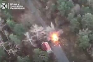 Після виявлення російської символіки українські прикордонники оперативно спрямували в ціль дрони