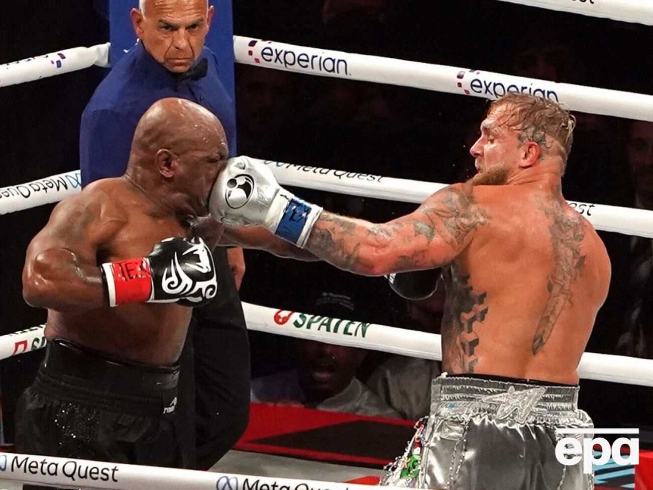 Блогер одержал победу по единогласному решению судей