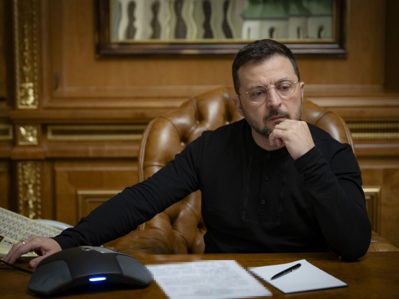 Зеленский отметил, что будет серьезно относиться к разговору только с Трампом