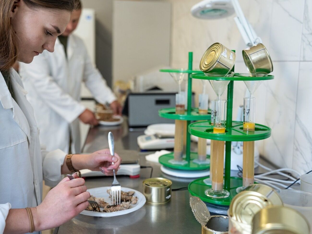 В Минобороны подчеркнули, что новые нормы учитывают повышенную потребность в белках, витаминах и калориях