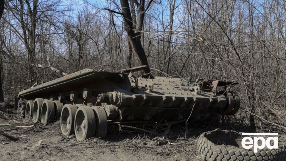 Росіяни масово втрачають техніку в Курській області через міни
