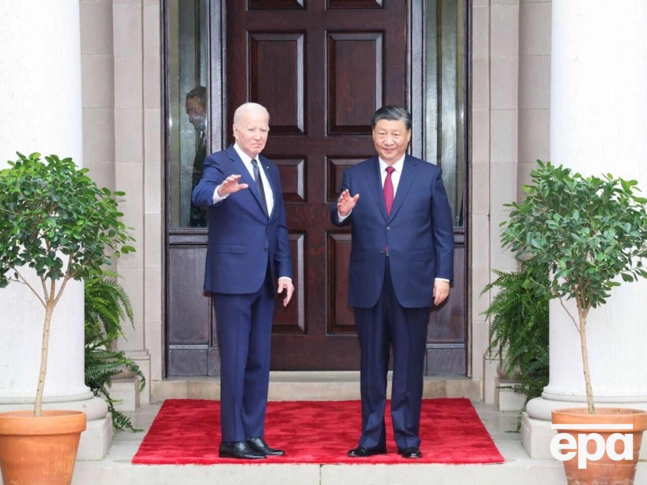 Во время разговора с китайским лидером американский президент осудил развертывание войск КНДР в России