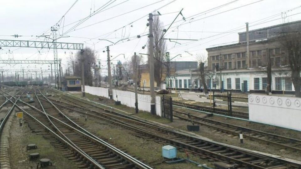 Россияне обстреляли депо в Днепропетровской области, погибли двое железнодорожников, рассказали в "Укрзалізниці"