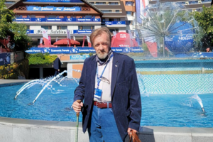 Многие радуются, когда применяют санкции против нефтяных танкеров, – нечему радоваться. Это декоративные действия