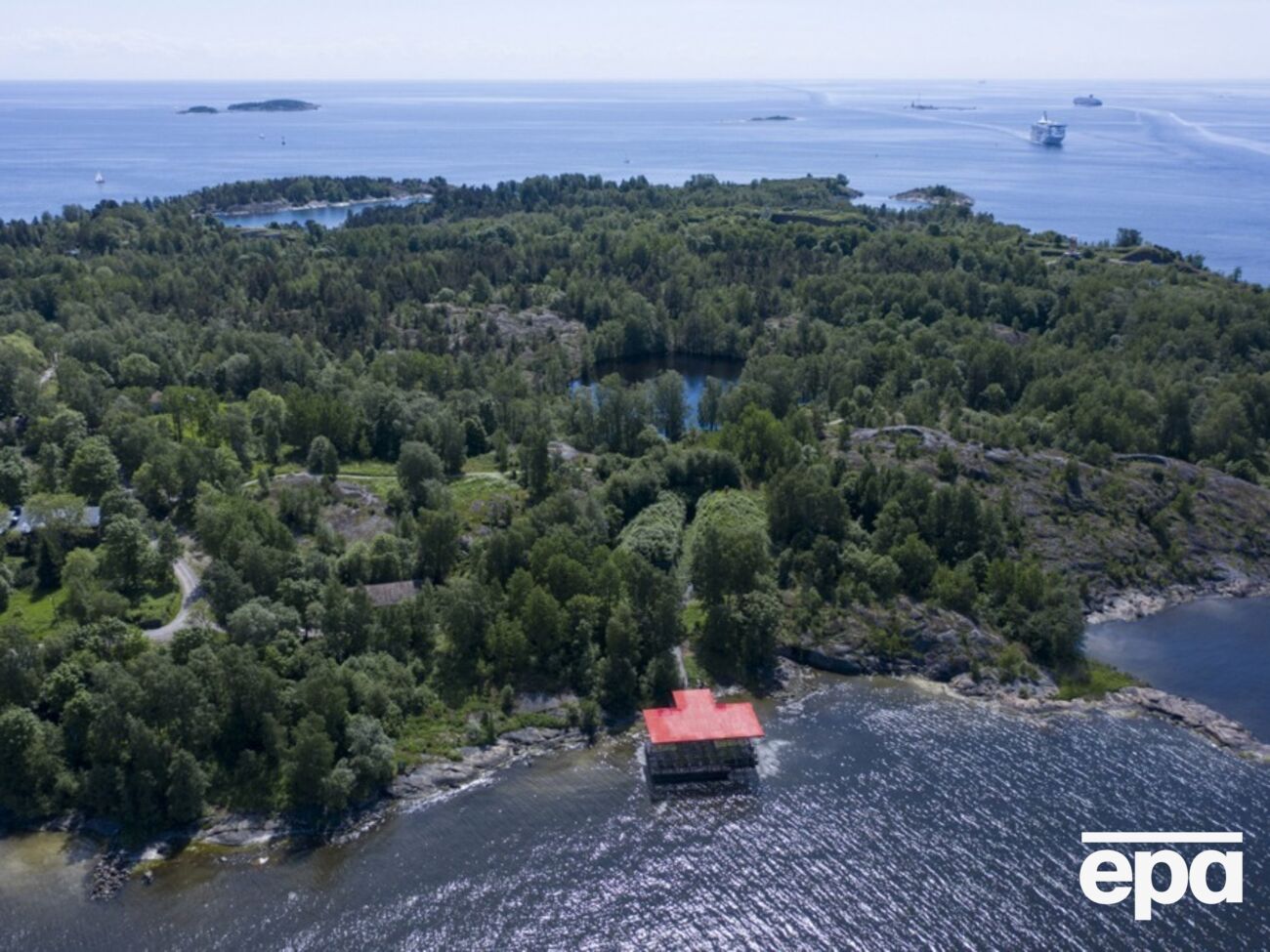 Фінляндія повідомила про розрив підводного кабелю зв'язку