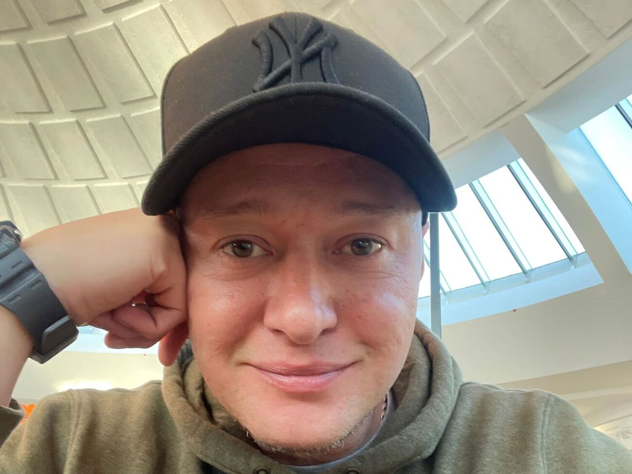 Хлывнюк: Как отец детей, живущих под ракетными ударами, не могу получить эту награду вместе с лауреатами, которые не уверены в необходимости предоставлять моей стране западное вооружение