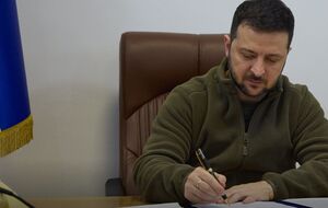 Документ Зеленский подписал через 19 дней после его передачи