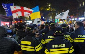 Полиция снесла палатки и задержала часть активистов