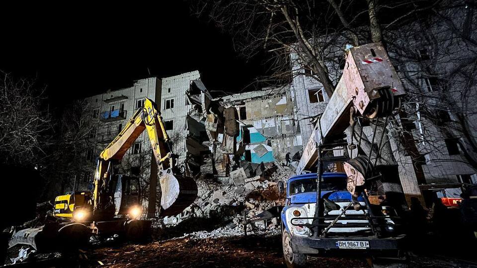 Здание частично разрушено