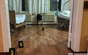 На лікаря пацієнт напав під час обстеження, зазначили в поліції