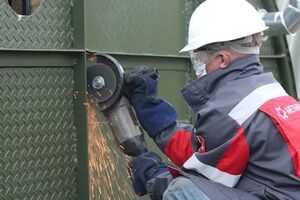 Одна из инноваций компании – стальные мобильные укрытия, устанавливаемые под землей