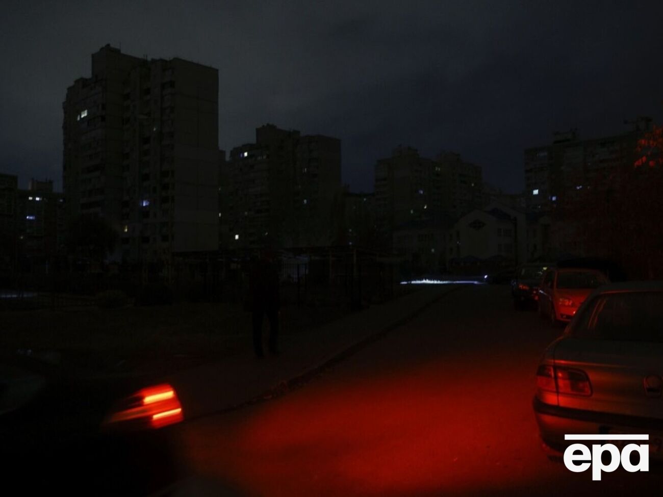 Для потребителей "Укрэнерго" будет действовать одна очередь отключений света