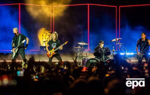 Гурт Metallica послідовно підтримує Україну