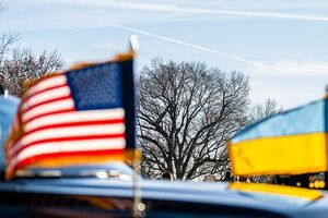 Співробітники американського посольства не виїжджали з України